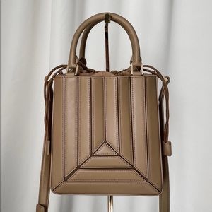 Mlouye Sera Tall Tote Mini Latte